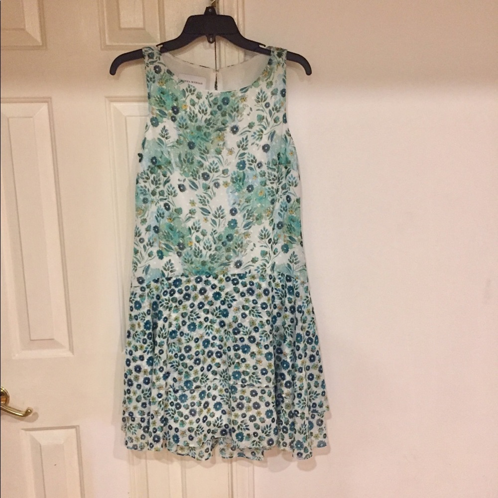 DONNA MORGAN Sleeveless floral dress 6 NWT